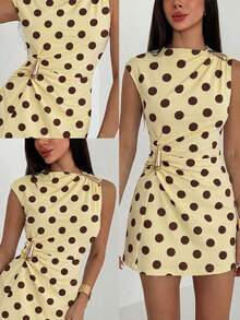 Women's Dress With Umbrella Sleeves And Ruffles With Metallic Decoration - Light Yellow - View 7