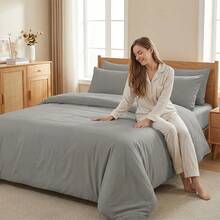 Deluxe Cooling Sheet Set, Soft And Comfortable, Breathable And Wrinkle-Resistant, Gentle And Close To The Skin, Suitable For Bedroom, Guest Room, Hotel Bedding (1 Flat Sheet + 1 Fitted Sheet + 2 Pillowcases (91cm*193cm: One Pillowcase, No Pillowcase Included) - 淺灰色 - 查看 2