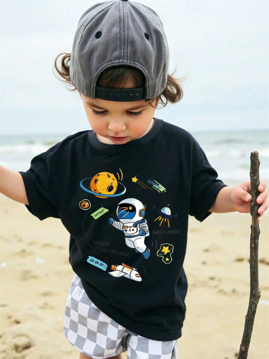 Young Boy Fashionable Cartoon Astronaut Printed Round Neck T-Shirt For Spring And Summer - Black - View 1
