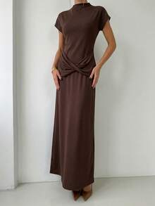 Women's Elegant Faux Collar Long Dress, Dark Brown Short Sleeve Waist-Twist Slim Fit, Suitable For Commuting, Brunch, Dating, Casual Outings - Dark Brown - View 1
