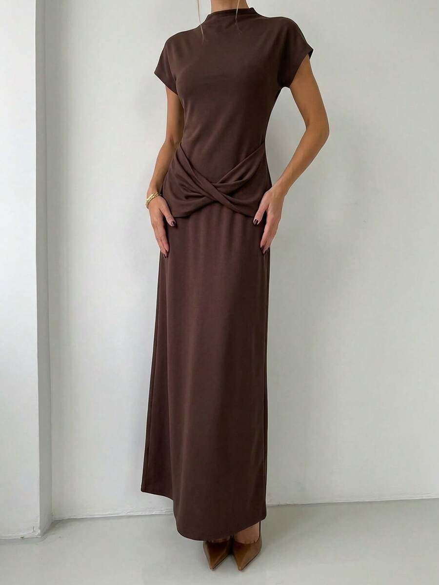 Women's Elegant Faux Collar Long Dress, Dark Brown Short Sleeve Waist-Twist Slim Fit, Suitable For Commuting, Brunch, Dating, Casual Outings - Dark Brown - View 1