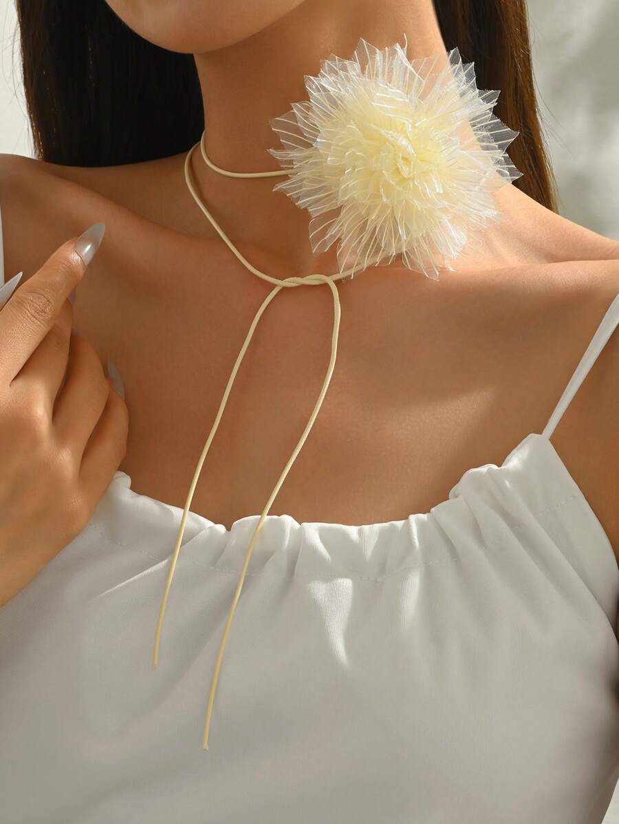 1件女士优雅时尚布艺花卉蝴蝶结领结项链,适合度假和派对穿着 - 米色-N961 - 查看 1
