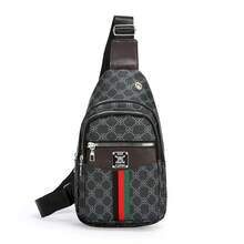 Bolso Bandolera Casual para Hombre 2026, Multibolsillos, Ligero, con Puerto para Cargador y Orificio para Auriculares - Negro - Ver 8