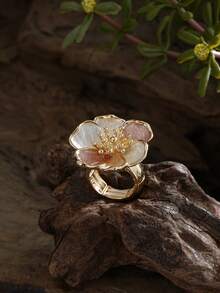 Cring Coco Khaki Enamel Flower Stretch Ring, Pure White Enamel Ring, Adjustable KC Golden Plated Elastic Band Statement Ring For Women Jewelry, Cute Aesthetic Jewelry For Daily Wear, Party Gathering Vacation Valentine's Day Mother's Day Gift - Flower - View 7