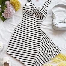 Vestido casual de media longitud con diseño de rayas y tiras gruesas ajustado para mujer - Café integral - Ver 2