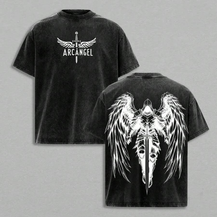 New Retro T-Shirt Made Of Thick, Comfortable Fabric With A Washed Effect. This The Archangel T-Shirt Features A Graphic Of A Warrior Angel With A Sword And Wings. It's A Vintage-Style, Washed-Out Top, Perfect For Church, The Gym, Or As A Jesus-Themed Outfit. The Best Gift For Friends. - 黑色 - 查看 1