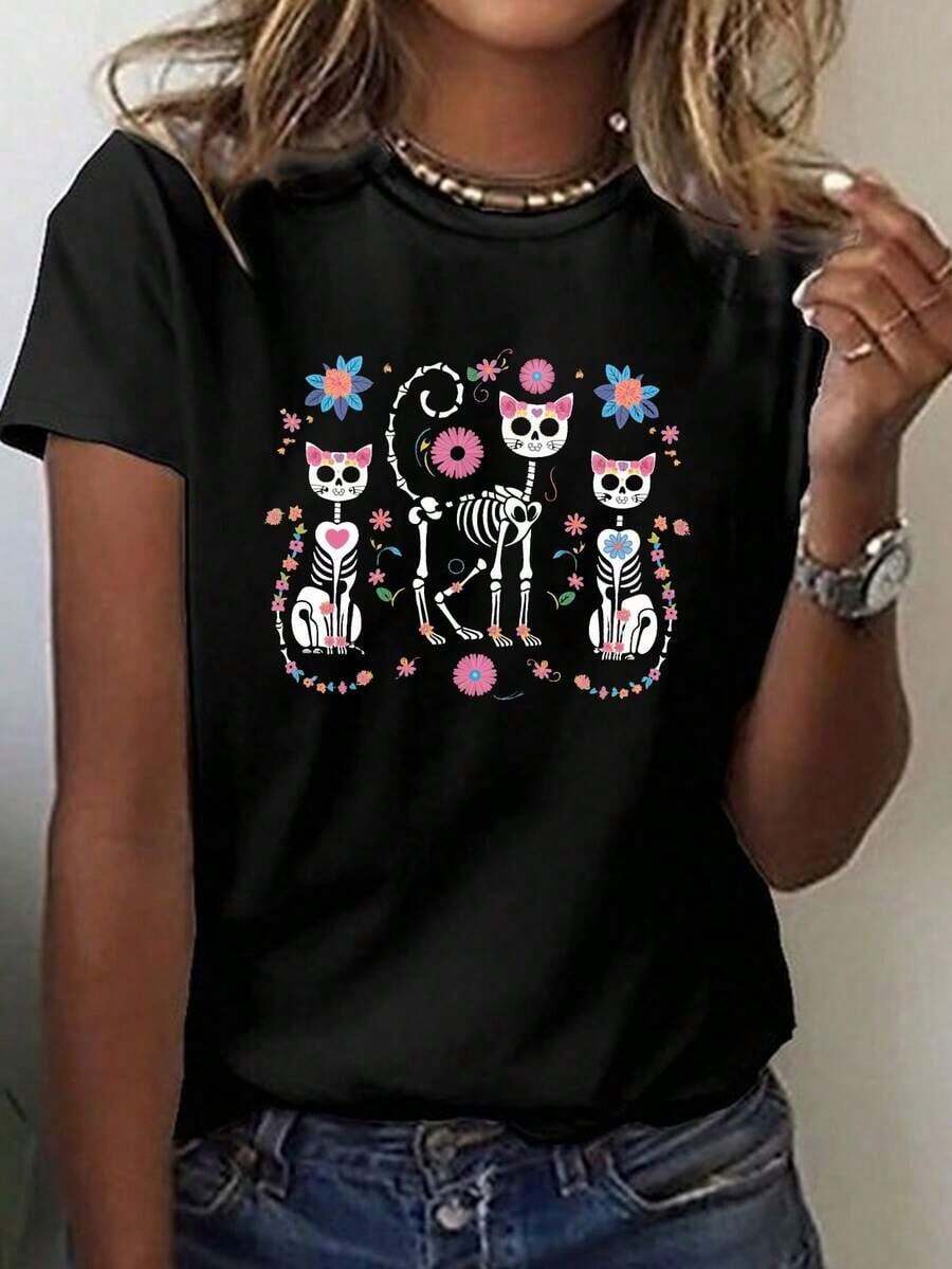 Women's Day Of The Dead Graphic T-Shirt With Skeletal Cat Design - Short Sleeve, Crew Neck, Floral And Vibrant Skull Design, Spring-Summer Fashion, Casual Wear. Floral And Skull Design. Comfortable Fit, Gifts For Cat Lovers. - 黑色 - 查看 1