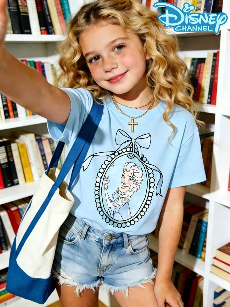 A Casual Yet Fashionable Summer Short-Sleeved T-Shirt From Disney, Suitable For Girls To Wear. Its Design Incorporates The Elsa Princess Pattern From "Frozen". This Style Is Not Only Suitable For Parties But Also For Daily Wear. - 淺藍色 - 查看 1