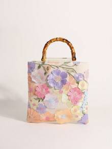 Un bolso de estilo de vacaciones de verano, con un color base beige, decorado con bordado floral 3D vibrante y un asa de bambú. Este bolso cuadrado está hecho de una mezcla de lino y lona, que encarna un encanto rústico encantador. Es el accesorio perfecto para vacaciones en el campo, fiestas de té en el jardín, picnics al aire libre, viajes a la playa y fotografía con temática floral. - Rosa - Ver 3