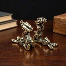 Vintage Brass Rabbit Figurine, Fun Rabbit Stepping On Carrot, Handmade With Clear Distressed Texture, Creative Personalized Tea Pet Desktop Ornament, Craft Decor For Study, Tea Table, Office, Lively Cute Zodiac Rabbit - 1PC - View 7