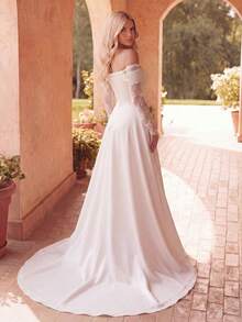 Vestido largo de satén con un hombro, encaje y abertura alta con un tren lujoso, perfecto para bodas, alfombras rojas y retratos nupciales - Blanco - Ver 2