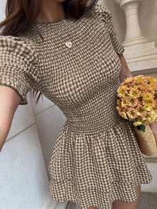 Vestido corto de mujer con cuello de volantes a cuadros rojos, cintura elástica y bajo en línea A, estilo romántico de playa y resort, primavera/verano - Multicolor - Ver 4
