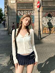 Cardigan en tricot léger et transparent à manches longues pour femmes | Top de style coréen décontracté et élégant avec boutons devant, couleur unie, style vintage - Nude - Voir 2