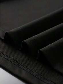 Camiseta de hombre negra con estampado Chicago 23 USA - 100% algodón, transpirable, de secado rápido, cuello redondo, corte regular, camiseta casual para el verano, adecuada para deportes y actividades al aire libre, camiseta con estampado de Chicago, estilo vibrante. - Negro - Ver 5