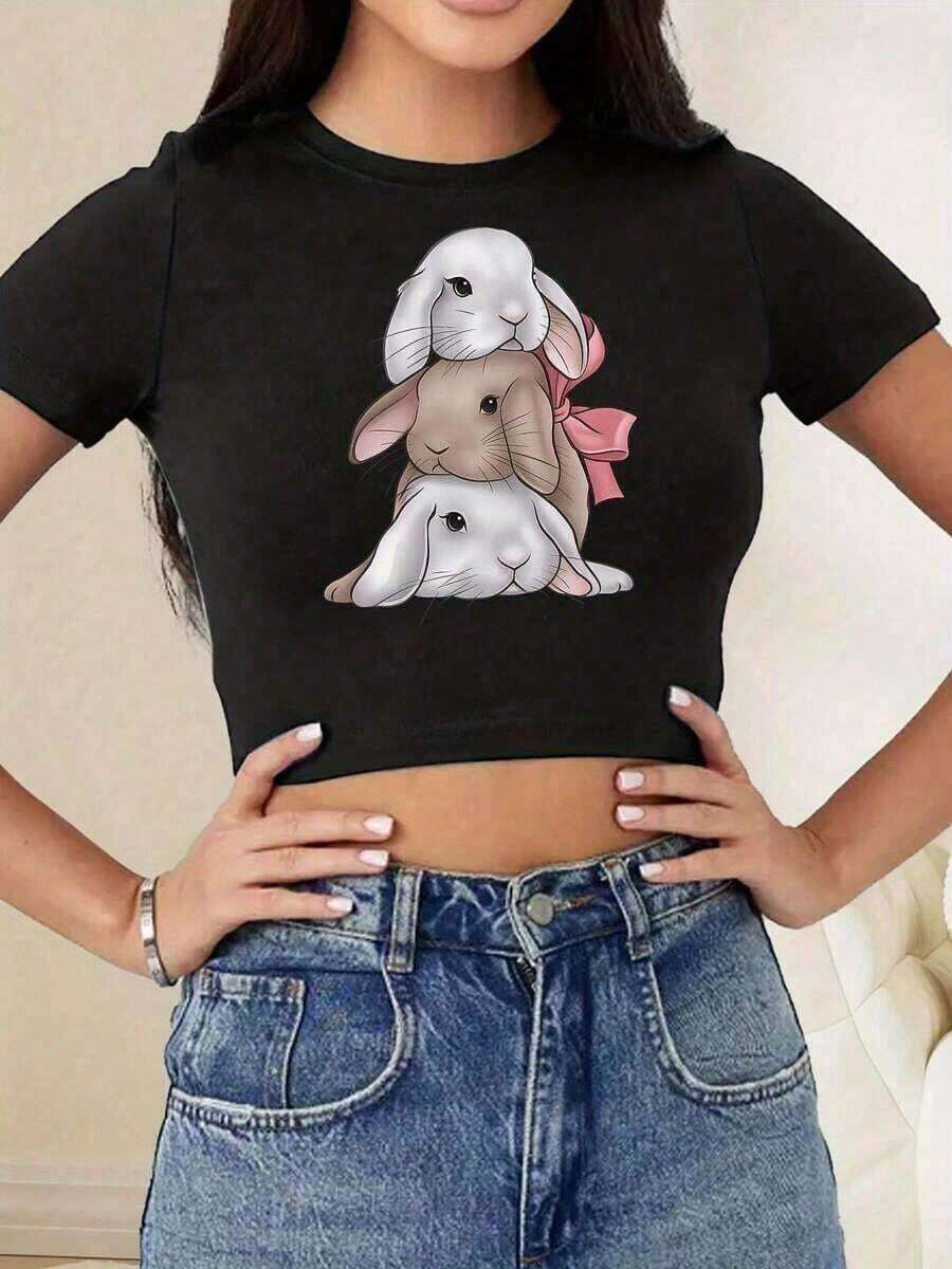 Women's Crop Tops, Lightweight Cropped T-Shirt With Three Adorable Bunnies Snuggled Together - Casual Short-Sleeve Top, Round Neck And Fitted Cut, Bunny Graphic T-Shirt For Casual And Easter Outfits. - 黑色 - 查看 1