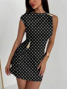Vestido de Mujer con Mangas Tipo Paraguas y Volantes con Decoración Metálica - Blanco y Negro 3 - Ver 5