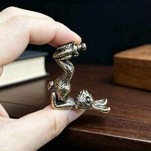 Vintage Brass Rabbit Figurine, Fun Rabbit Stepping On Carrot, Handmade With Clear Distressed Texture, Creative Personalized Tea Pet Desktop Ornament, Craft Decor For Study, Tea Table, Office, Lively Cute Zodiac Rabbit - 1PC - View 3