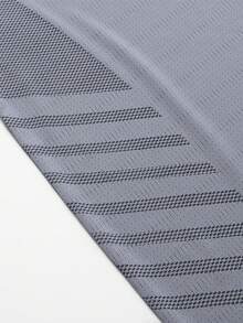 Vancamel Pulse Men's Loose Lightweight Mesh Breathable Dotted Print T-Shirt, Outdoor Workout Commute Sports Style Short Sleeve, Versatile Casual T-Shirt - Grey - View 5