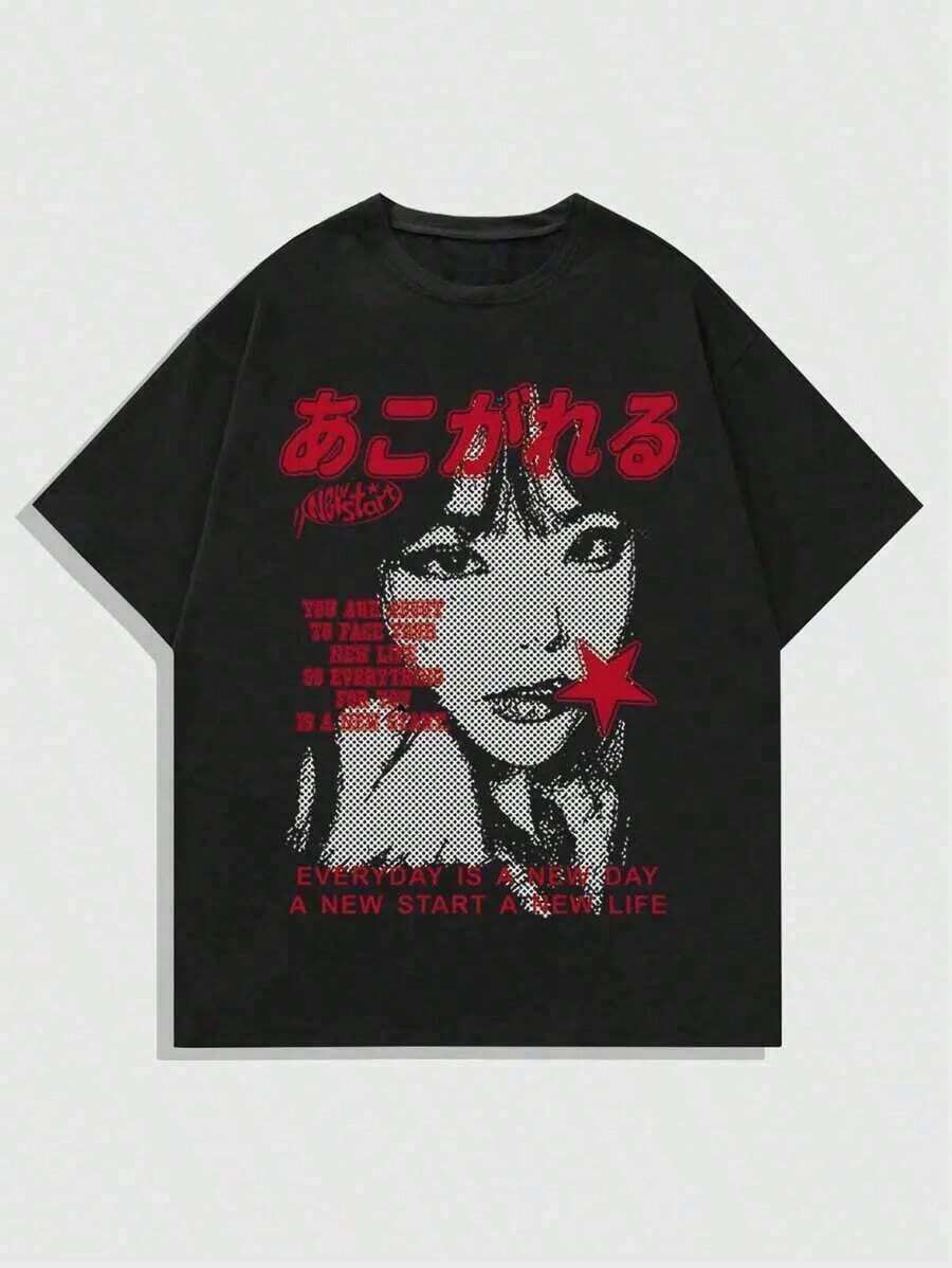 ROMWE MEN Anime camisa manga corta con eslogan/patrón de personaje, hombre, estilo Y2K, verano, escuela, emo - Negro - Ver 1