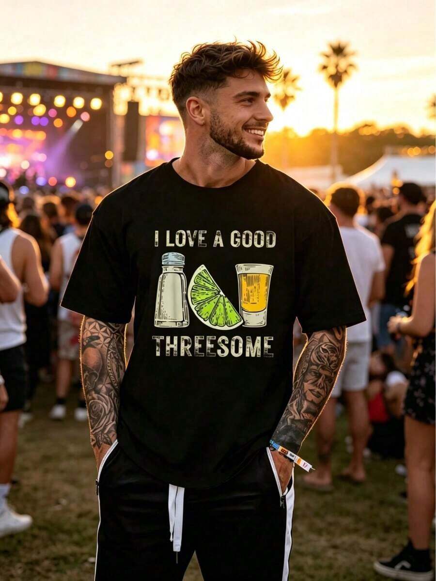 Funny T-Shirt With 'I Love A Good Threesome' And Tequila Print For Bartenders, Casual Graphic Tee For Men And Women, Short Sleeve T-Shirt, 180G Heat Transfer Print, Available In Sizes S-3XL, Suitable For Daily Life, Home, Office, Shopping, And Other Occasions. PIQB - 黑色 - 查看 1