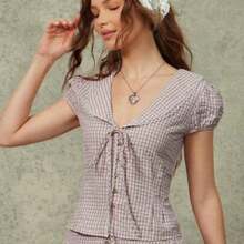 Blusa de estilo babydoll con cuello Peter Pan, manga corta con volantes y abotonadura - Rosa - Ver 1