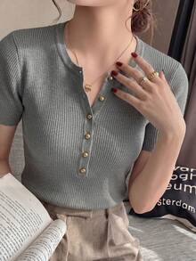 French Elegant Metal Half-Button V-Neck Short Sleeve Knit Top, Spring/Summer Design Sense Slim Fit Chic Versatile Tee For Women - Grey - View 2