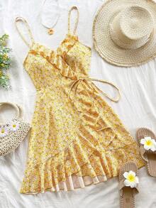 Vestido mini con estampado floral, volantes en el ruedo y sin mangas - Apropiado para la playa, el campo, festivales de música, atuendo de verano, uso casual y té de la tarde - Amarillo - Ver 1