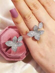 1pc Women's Luxury Full Pave CZ Flower Lef Ring,Cocktail Style,Perfect For Formal Occasions,Anniversaries And Valentine's Day Gifts (No Box) - A - View 3