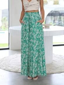 Women's Wide Leg Trousers With Elastic Waist And Print - Green and White Flowers - View 3