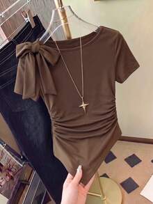 Women's Brown Off-Shoulder Bowknot Fitted T-Shirt With Ruched Waist And Asymmetric Hem, Sexy And Sweet Style, Suitable For Summer - Coffee Brown - View 5
