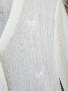 Áo khoác cardigan nữ màu trắng dáng ngắn, cổ chữ V, tay dài, điểm xuyết họa tiết bướm tinh tế. - trắng - Xem 8