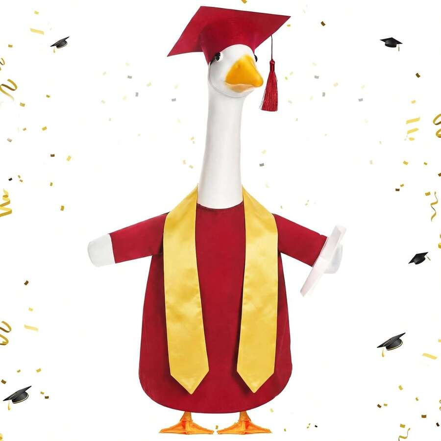 Disfraz de Ganso de Temporada de Graduación Color Burdeos, Traje de Ganso de Plástico para Césped, Gorro y Toga de Graduación con Chal, Adecuado para Estatuas de Ganso de Hormigón, Decoración de Arte para Patio Exterior, Jardín y Césped (Estatua de Ganso No Incluida) - A - Ver 1