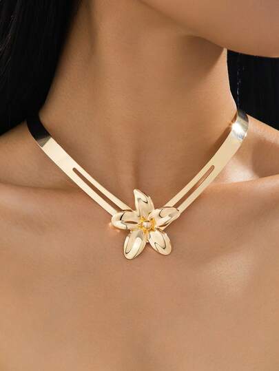 1pc Niche Design Elegant Summer Daily Beach Vacation Gold Metal Shiny Wide Star Flower Choker Necklace For Women