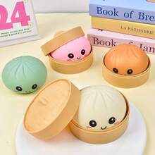 2 PCS Large Expressive Dumpling Squishy Toy, Funny Mysecret Bun Stress Relief Ball, Premium Soft TPR Material Slow Rebound Fidget Toy, Realistic Food Shaped Moldable Squeeze Gadget, Cute Face Decompression Toy For Anxiety Relief & Mood Venting; Palm-Sized Portable Unboxing Surprise Sensory Play Prop, Aesthetic Novelty Desktop Decor For Home, Office & Classroom, Durable Reusable Skin-Friendly Squishies, All-Age Stress Relief Toy For Kids, Teens And Adults,  Collectible Novelty Gift, Perfect For Birthday Presents, Holiday Surprises And Colorful Party Favors, Random Style Delivery, Fun Interactive Daily Self-Care Accessory To Soothe Irritability, Alleviate Mental Fatigue And Ease Daily Work Pressure - 帶蒸籠 - 查看 6
