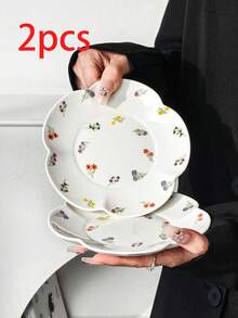 1个/2个/4个装手绘6英寸花卉陶瓷盘，可作水果盘、零食盘、坚果糖果盘、开胃菜盘、蛋糕甜点盘，也可作首饰托盘，用途广泛，适用于聚会、酒店、高档礼品等场合。 - 彩色 - 查看 13