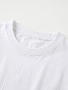 Elegant Women's Short-Sleeved, Round-Neck T-Shirt With A Regular Length, Featuring A Denim And Leopard Heart Print. - 紅白色 - 查看 4
