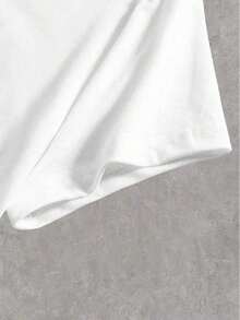 Camiseta Corta de Cuello Redondo para Mujer, Corte Ajustado, Estilo Y2K, con Gráfico de Banda de la Ciudad de Nueva York, Blanca, Casual, de Verano - Blanco - Ver 3