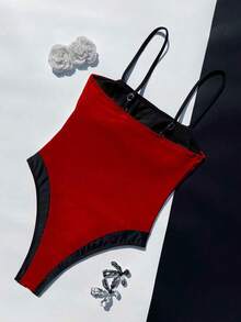 Traje de baño de una pieza con cuello cuadrado y tirantes anchos, efecto estilizante que resalta las curvas del Body, estilo de playa de moda para vacaciones - Rojo y negro - Ver 4