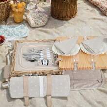Juego de cestas de picnic de mimbre multifuncional para 4 personas con manta y mesa de picnic juego de picnic aislado con vajilla completa para acampar al aire libre parejas flores - Flores con manta y mesa para 4 personas - Ver 8