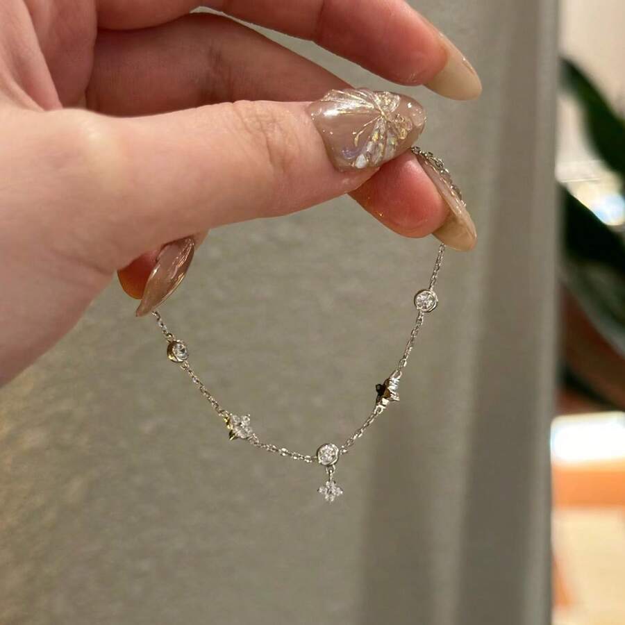 新品四葉花流蘇泡泡水鑽手鍊,可調節,優雅奢華小眾設計,極簡風 - 銀色 - 查看 1