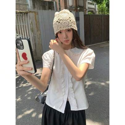 フレンチレトロ コテージコア 森ガール スウィート アカデミー スクール風 無地 お嬢様風 オードリー・ヘプバーン風 優雅 ロマンチック 肌触り良い 通気性 コットン感 ダブル丸襟 フリル前立て パフスリーブ 半袖 シングルブレスト スリム フィット ホワイト 着痩せ効果...