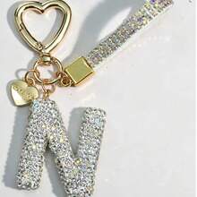 Móc khóa chữ cái A-Z đính đá lấp lánh, khóa hình trái tim vàng với mặt dây chuyền "LOVE YOU" và dây đeo đính đá lấp lánh, phụ kiện trang trí túi xách thanh lịch, món quà tốt nghiệp và sinh nhật hoàn hảo. - trắng - Xem 21
