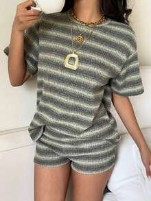 Conjunto de camiseta de manga corta y pantalones cortos de punto a rayas para mujer de estilo casual - Multicolor - Ver 6