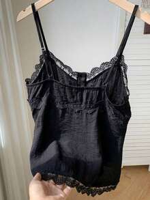 Top de tirantes de verano con diseño de botones e inserto de encaje amarillo para mujer - Negro - Ver 2
