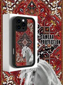 1 pieza funda de teléfono con diseño de caballo blanco sobre fondo de alfombra ornamental en tonos rojos y dorados, estilo clásico y elegante ideal para amantes del arte tradicional y lo sofisticado, TPU suave, protección completa antiimpacto y antideslizante, compatible con iPhone17 ProMax/16/15/14/13/12/11/Plus/Pro/ProMax, compatible con Galaxy A34/A35/A54/A55, Galaxy S20/S21/S22/S23/S24/S25 Ultra/Plus, compatible con Galaxy/Redmi/Honor/OPPO/ViVo - Negro - Ver 3