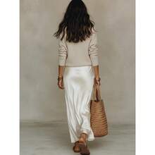 Women's Apricot Two-Piece Co-Ord Set, Deep V Knit Sweater & Satin Slip Dress, Casual Elegant Outfit For Daily, Home & Leisure - 杏色西裝 - 查看 4