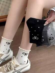 1/5 Pairs Women's Black White Grey Polka Dot Bow Ribbed Mid-Calf Socks, Breathable Comfortable, Sweet, Suitable For Daily Commute, Sweat-Absorbing Wear-Resistant Casual, Multi-Color Polka Dot Bow, Anti-Slip Wear-Resistant, Basic Style, Suitable For Date Party, Women's Socks, Easy To Match, Comfortable Fabric, Randomly Mixed - Multicolor - View 3