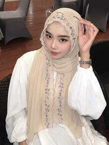 1 pièce Foulard long en mousseline brodé pour femmes, foulard doux, respirant, confortable et polyvalent, broderie de vigne, ourlet en forme d'éventail exquis, foulard léger, respirant et doux, convient pour les fêtes, les voyages, la photographie et d'autres occasions, toutes saisons - Multicolore - Voir 1