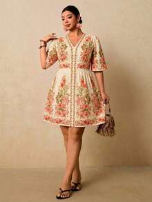 Vestido corto con estampado floral negro para mujer de talla, vestido corto con cuello en V, manga corta y cintura ceñida, vestido romántico para vacaciones en una isla a principios de primavera, vestido bohemio - Blanco - Ver 3