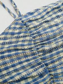 LUNE CURVE Vestido corto de verano casual y elegante para vacaciones en la playa, de talla, con estampado de cuadros azul y blanco, sin mangas, con tirantes ajustables, plisado en el busto y cintura ceñida en forma de línea A - Azul y blanco - Ver 6